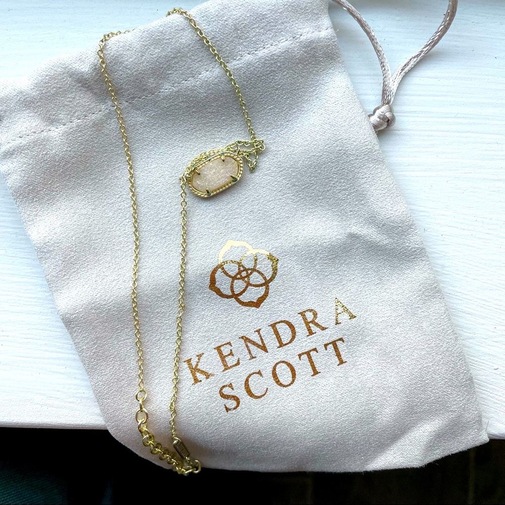 Kendra Scott Elisa Pendant Necklace